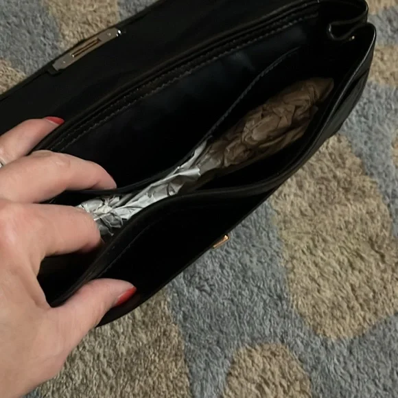 Coach black leather wristlet bag - Picture 6 of 9